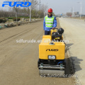 Rodillo compactador pequeño de doble tambor diesel de 800 kg (FYL-800C)